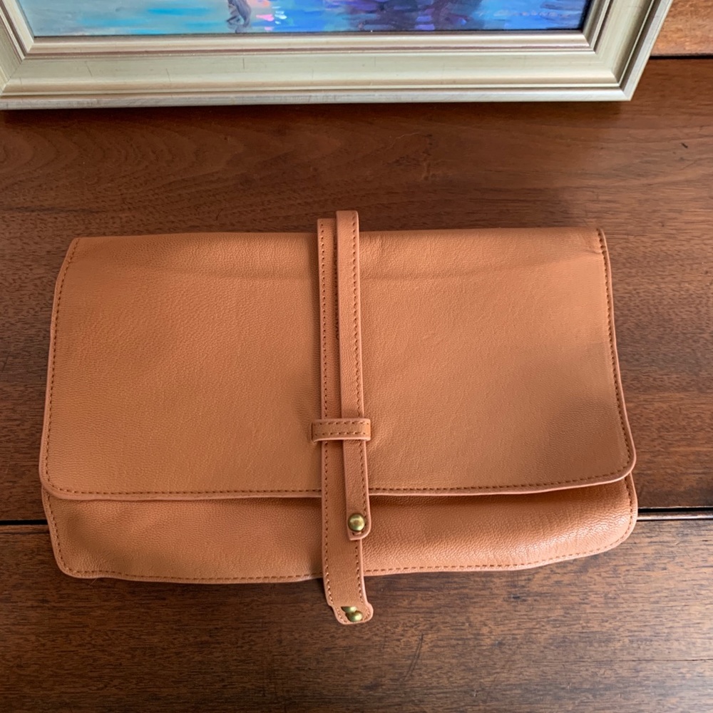 Cynthia Vincent Clutch